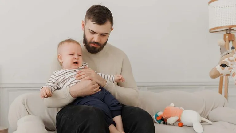 Έρχεται το τέλος του gentle parenting; Τα παιδιά θέλουν όρια, λένε οι ειδικοί Αρχική